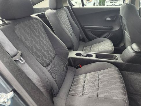 Used 2012 Chevrolet Volt FWD image 21