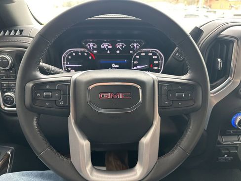 Used 2022 GMC Sierra 2500 SLE w/ SLE Value Package; image 22