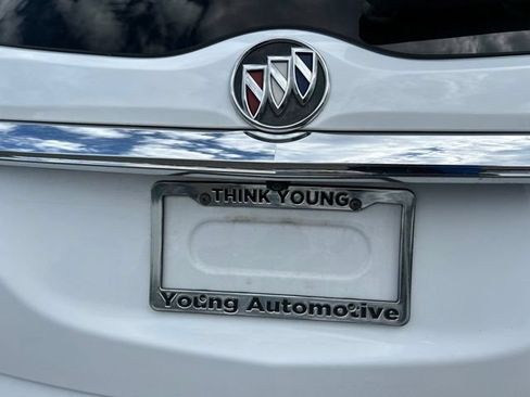 Used 2019 Buick Enclave Essence FWD image 14