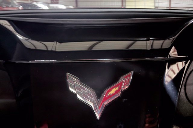 Used 2014 Chevrolet Corvette Stingray Convertible w/ 3LT Preferred Equipment Group RWD image 19