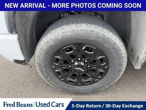 Used 2024 Chevrolet Silverado 2500 LTZ w/ LTZ Plus Package AWD/4WD image 8