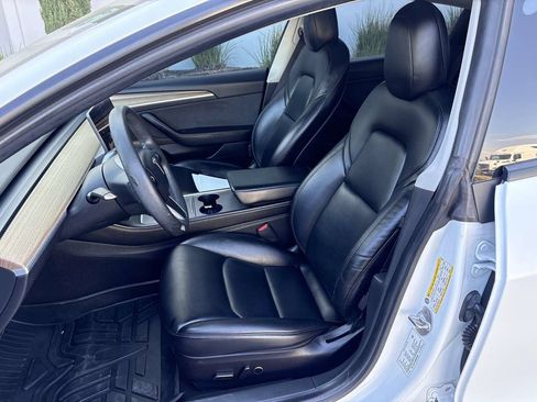 Used 2021 Tesla Model 3 Standard Range Plus RWD image 17