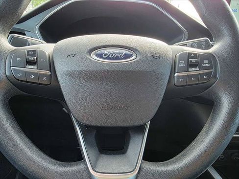 Used 2025 Ford Escape Active AWD/4WD image 23