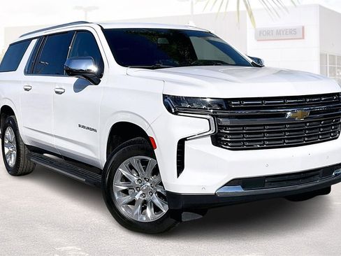Used 2022 Chevrolet Suburban Premier image 1