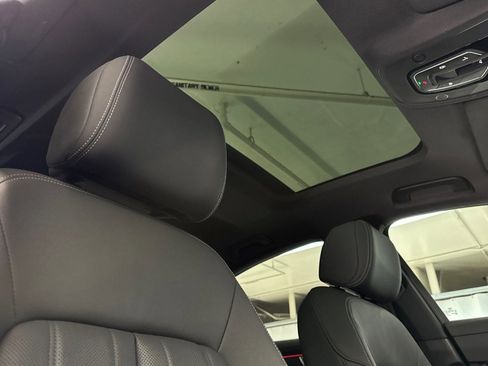 Used 2022 Audi A6 Premium Plus image 15