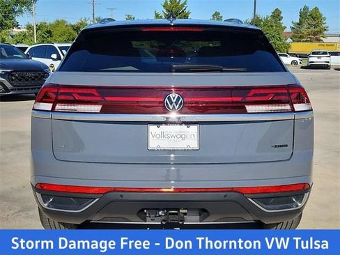 New 2026 Volkswagen Atlas Cross Sport SE AWD/4WD image 3
