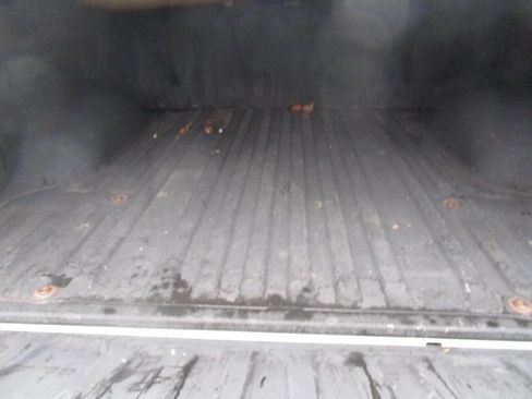 Used 2011 Toyota Tundra 4x4 CrewMax image 34