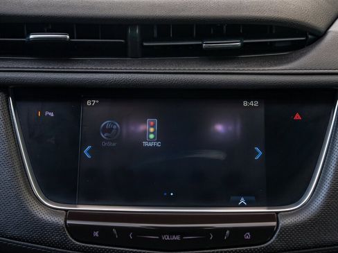 Used 2017 Cadillac XT5 Luxury w/ Driver Awareness Package image 12