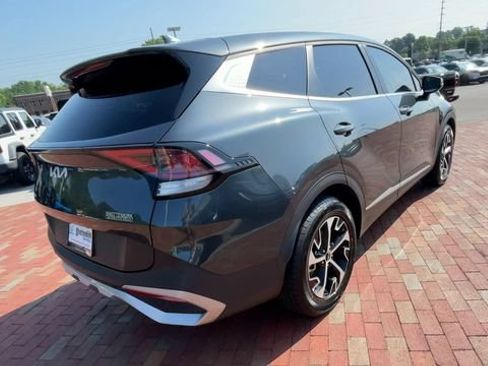 Used 2023 Kia Sportage EX FWD image 9