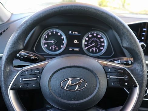 Used 2023 Hyundai Sonata SEL image 16