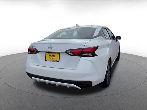 Used 2025 Nissan Versa SV FWD image 14