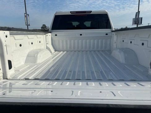 Used 2024 Chevrolet Silverado 2500 LTZ image 10