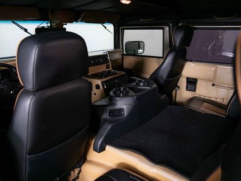 Used 2000 HUMMER H1 4-Door Open Top AWD/4WD image 16