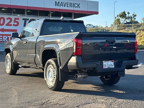 Used 2025 Toyota Tacoma SR image 3