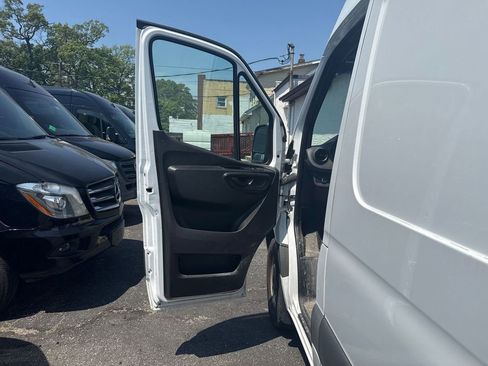 Used 2020 Mercedes-Benz Sprinter 2500 w/ Driver Convenience Package image 12