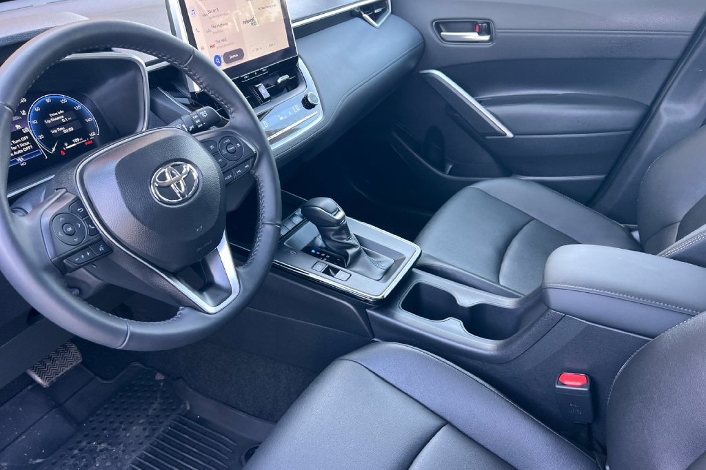 Certified 2026 Toyota Corolla Cross XLE FWD image 13
