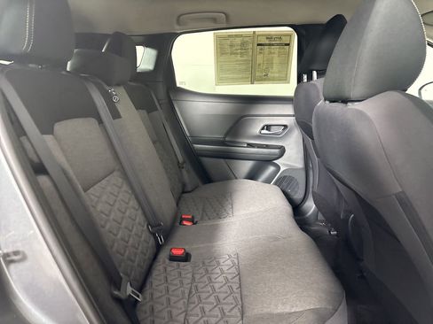 Used 2025 Nissan Kicks SV image 23
