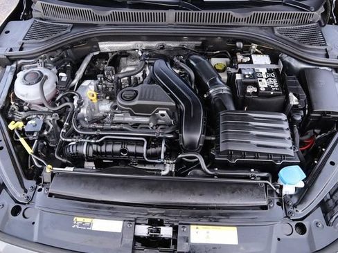 Certified 2025 Volkswagen Jetta S FWD image 25