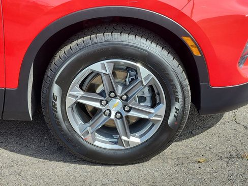 Used 2023 Chevrolet Blazer LT image 8