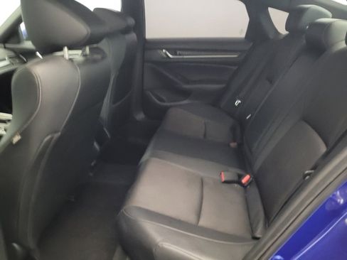 Used 2019 Honda Accord Sport image 18