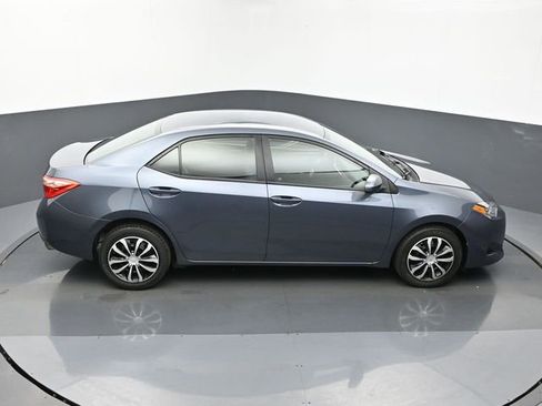 Used 2018 Toyota Corolla LE image 18