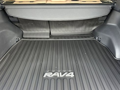 New 2025 Toyota RAV4 LE image 18