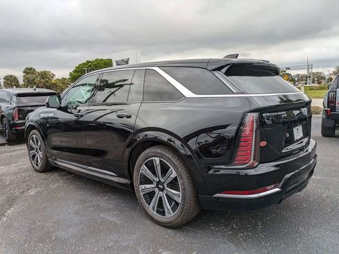 New 2025 Cadillac Escalade IQ Luxury 2 image 6