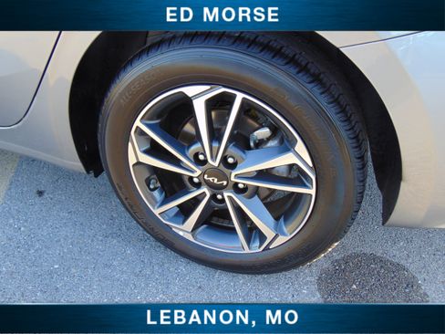 Used 2024 Kia Forte LXS image 9