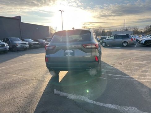 Used 2025 Ford Escape ST-Line Select image 10