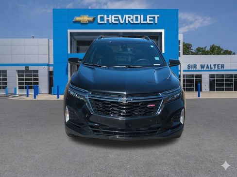 Used 2023 Chevrolet Equinox RS w/ RS Leather Package image 9