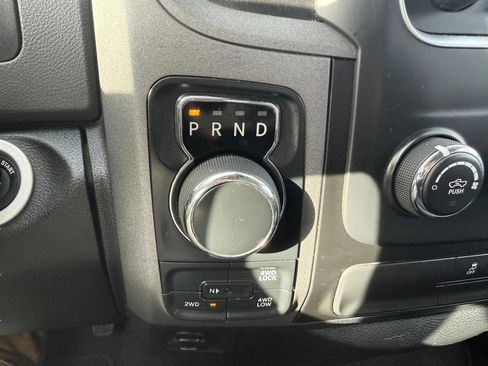 Used 2018 RAM 1500 Express w/ Express Value Package AWD/4WD image 21