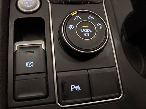 Used 2021 Volkswagen Atlas SE image 19