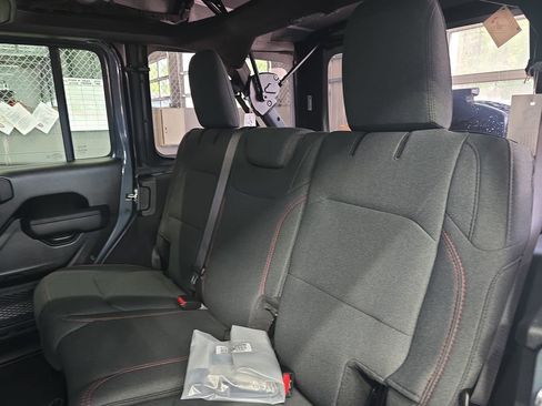 New 2026 Jeep Wrangler Unlimited Rubicon AWD/4WD image 14