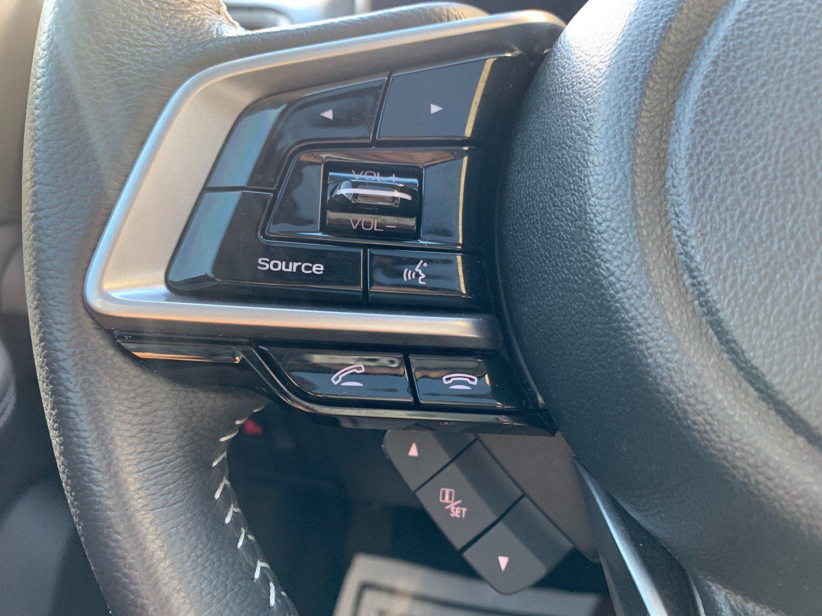 Used 2019 Subaru Legacy 3.6R Limited AWD/4WD image 15
