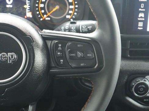Used 2024 Jeep Wrangler Unlimited Sport AWD/4WD image 17