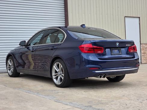 Used 2017 BMW 330i Sedan image 3