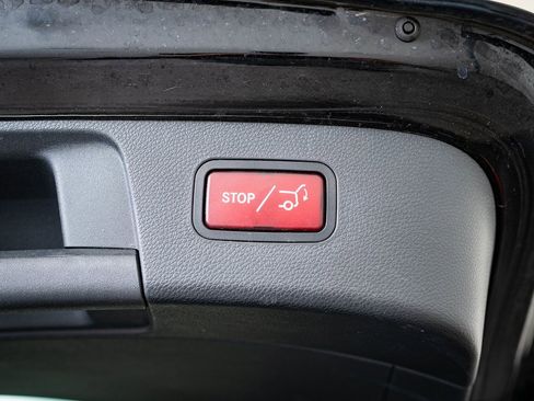 Used 2019 Mercedes-Benz GLA 250 4MATIC image 20