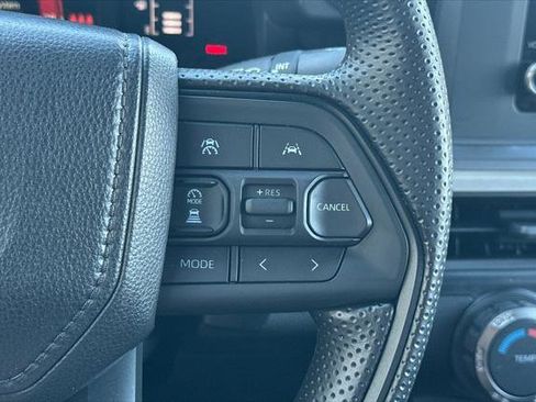 Certified 2025 Toyota Tacoma SR5 image 25