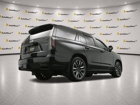 Used 2022 Cadillac Escalade Sport w/ Touring Package AWD/4WD image 51