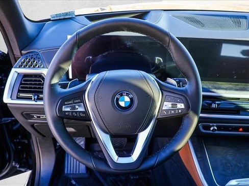 New 2026 BMW X5 xDrive50e image 13