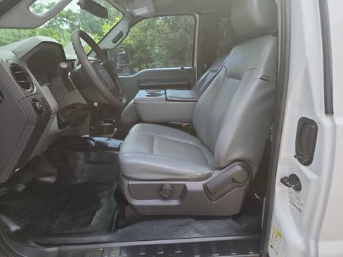 Used 2015 Ford F250 XL RWD image 13
