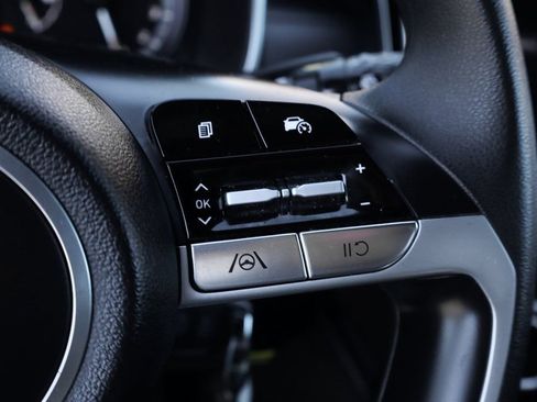 Used 2024 Hyundai Santa Cruz SE image 24