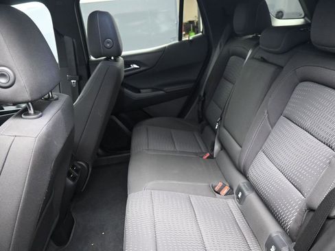 Used 2025 Chevrolet Equinox LT FWD image 21