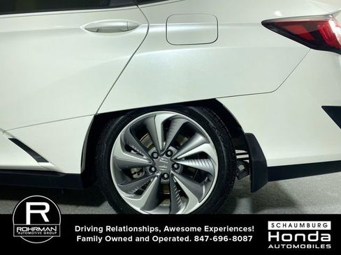 Used 2018 Honda Clarity Plug-In Hybrid image 5