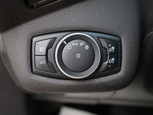 Used 2017 Ford Escape Titanium image 35