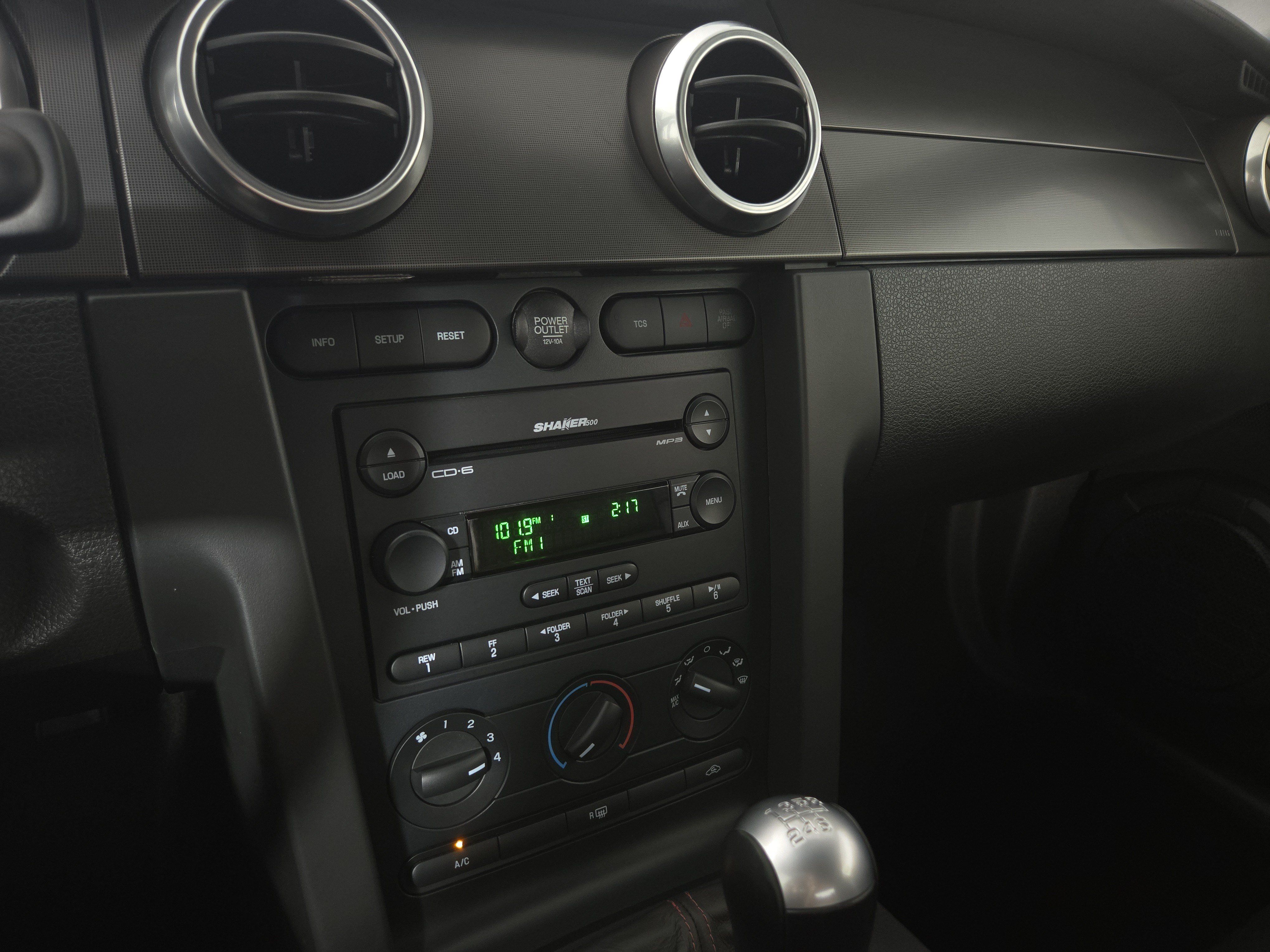Used 2007 Ford Mustang Shelby GT500 RWD image 20