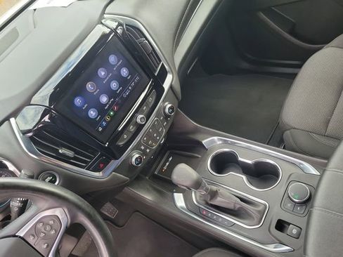 Certified 2023 Chevrolet Traverse LT image 36