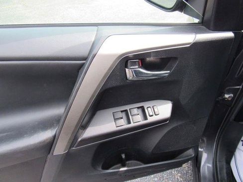 Used 2018 Toyota RAV4 XLE w/ Plus Extra Value Package AWD/4WD image 26