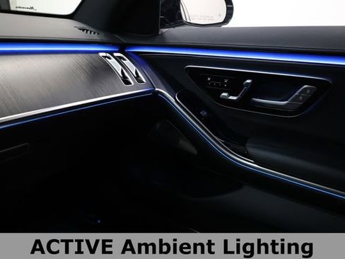 Used 2022 Mercedes-Benz S 580 4MATIC Sedan w/ AMG Line Package image 42