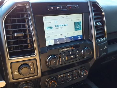 Used 2020 Ford F150 XLT w/ Equipment Group 302A Luxury AWD/4WD image 8